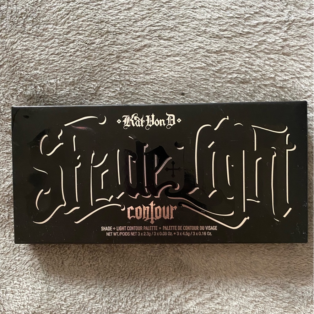 Kat Von D shade light